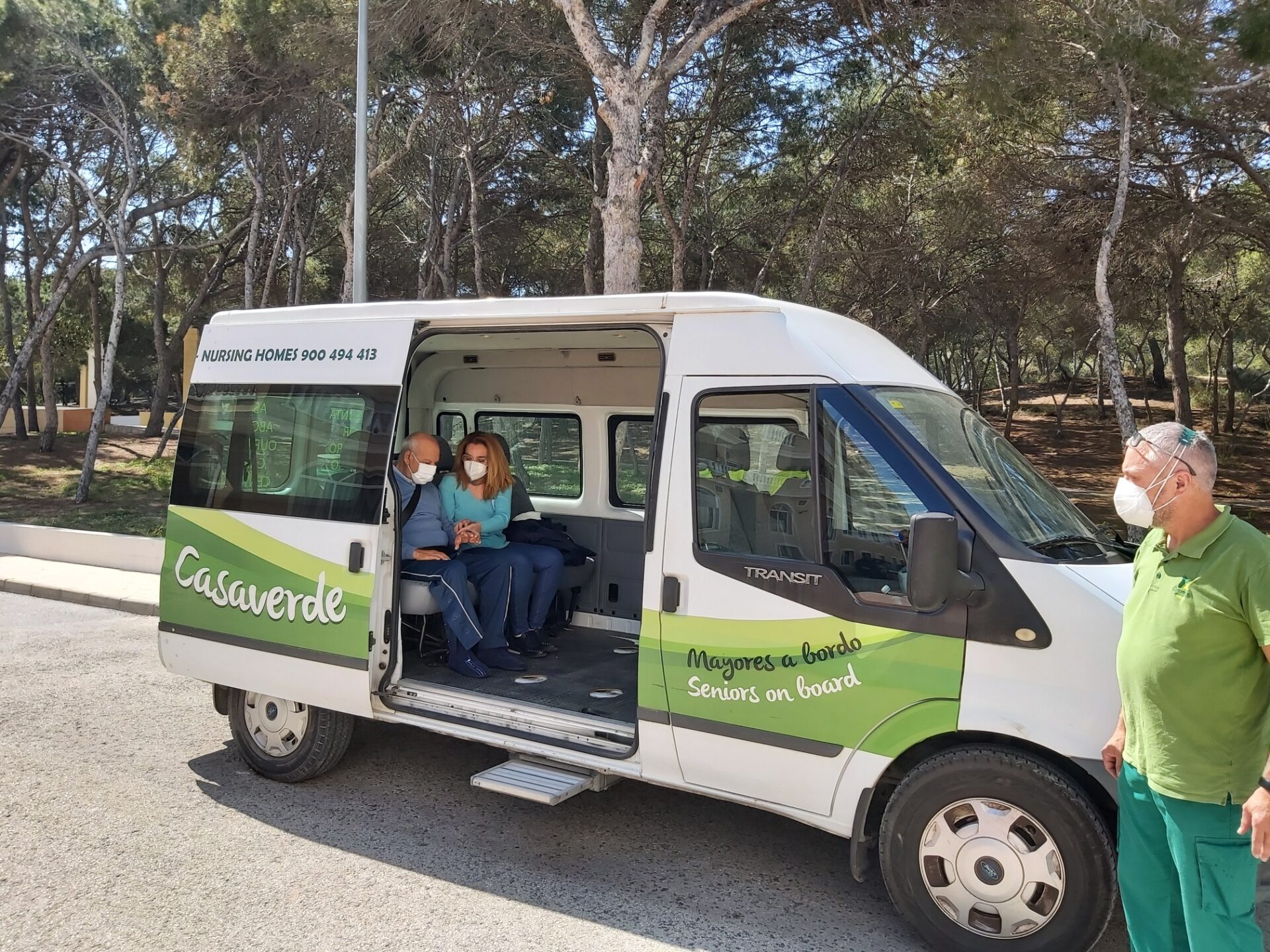 Residente de Guardamar acude a visita con nuestro Neurólogo en nuestro Hospital Casaverde Alicante