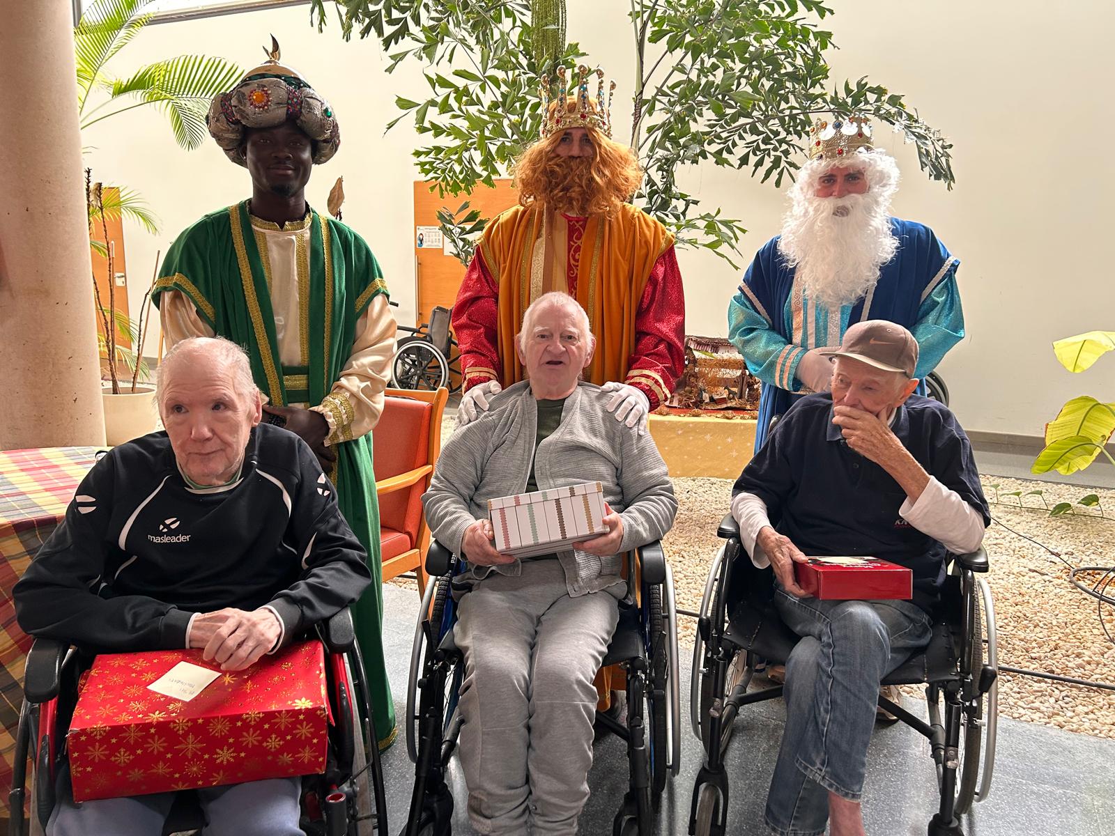 La magia de los Reyes Magos llena de ilusión los centros Casaverde