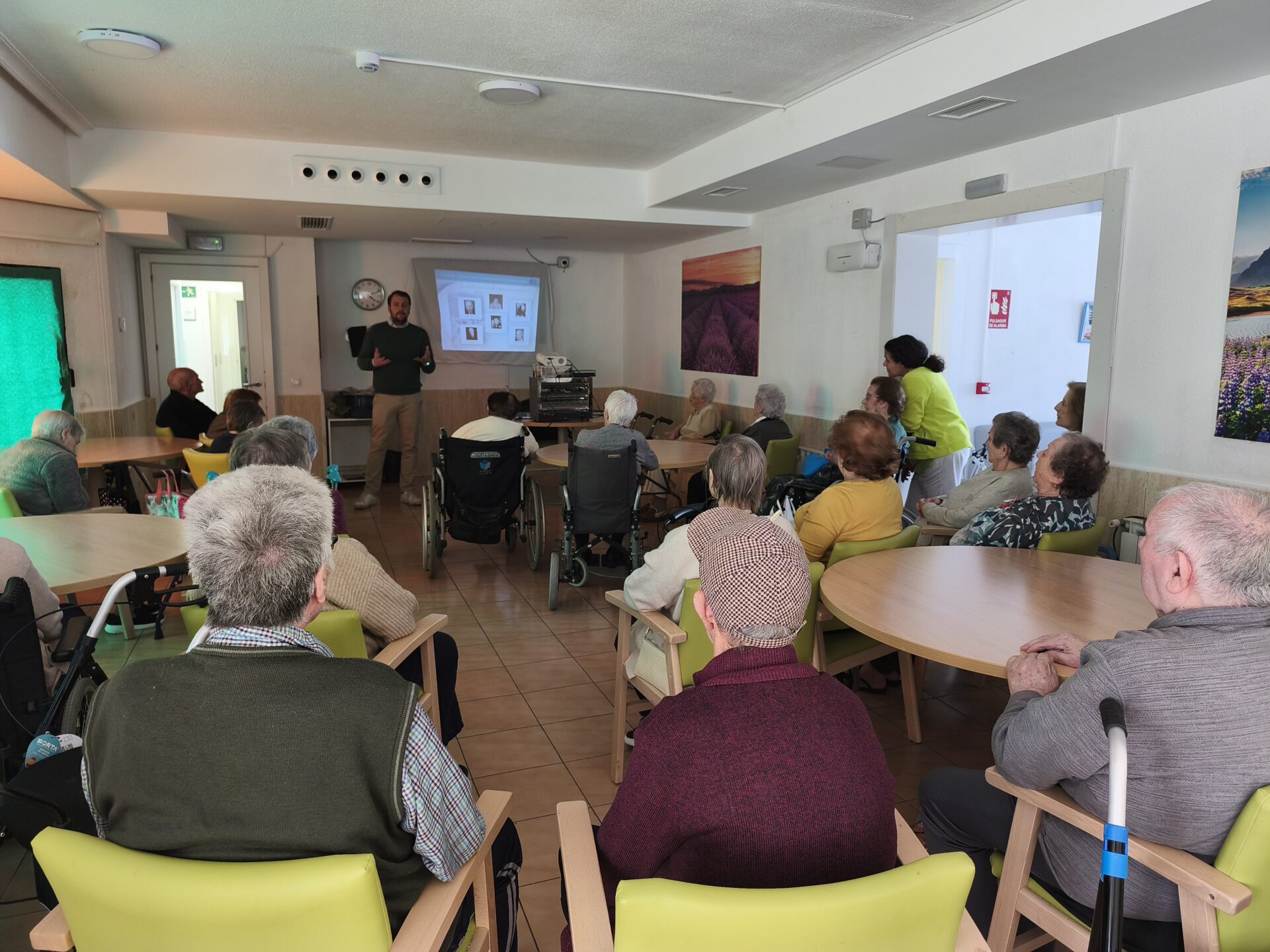 Europa se acerca a Casaverde Villamanta: Una charla compartida